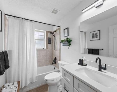 13525 Chauny Road - Photo Thumbnail 19