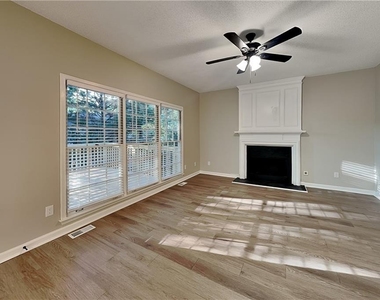215 Boca Ciega Court - Photo Thumbnail 1