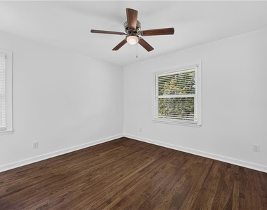 700 Ferris Street Sw - Photo Thumbnail 16
