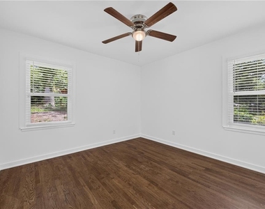 700 Ferris Street Sw - Photo Thumbnail 13