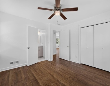 700 Ferris Street Sw - Photo Thumbnail 14