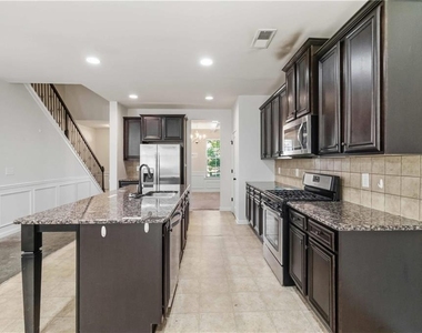 2138 Dodson Woods Drive - Photo Thumbnail 10