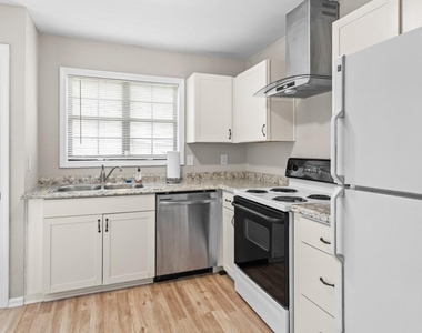 5062 Leland Drive - Photo Thumbnail 8