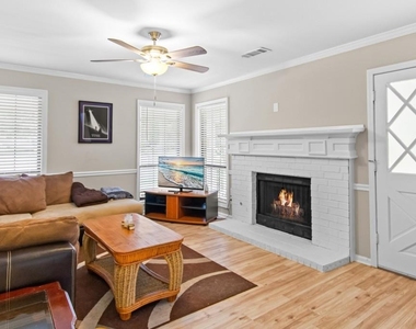 5062 Leland Drive - Photo Thumbnail 3