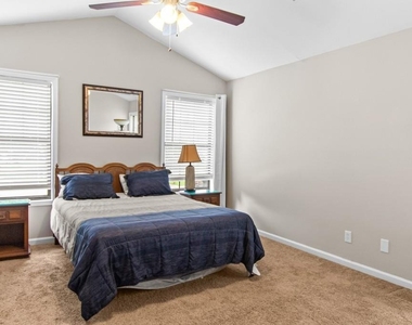5062 Leland Drive - Photo Thumbnail 12