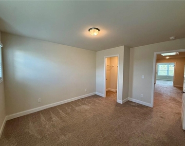 3811 Brookburn Park - Photo Thumbnail 16