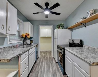 103 Dogwood Ln - Photo Thumbnail 13