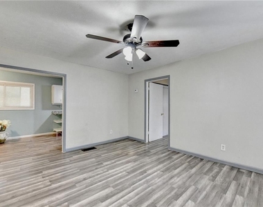 103 Dogwood Ln - Photo Thumbnail 4