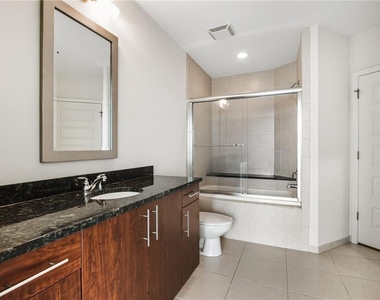1080 Peachtree Street Ne - Photo Thumbnail 14