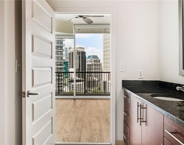 1080 Peachtree Street Ne - Photo Thumbnail 13