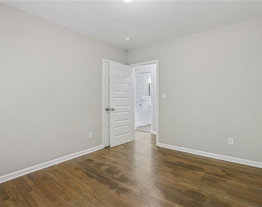 3731 N Druid Hills Road N - Photo Thumbnail 7