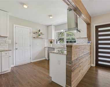 3731 N Druid Hills Road N - Photo Thumbnail 16