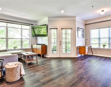 955 Juniper Street Ne - Photo Thumbnail 4