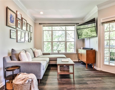 955 Juniper Street Ne - Photo Thumbnail 3