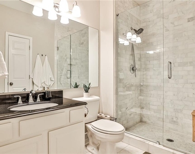 955 Juniper Street Ne - Photo Thumbnail 17