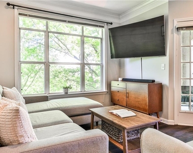 955 Juniper Street Ne - Photo Thumbnail 2