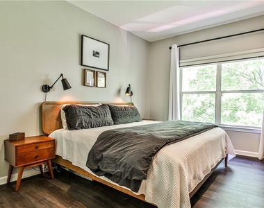 955 Juniper Street Ne - Photo Thumbnail 15