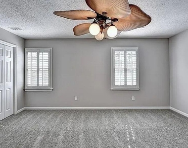 871 Lenox Oaks Circle Ne - Photo Thumbnail 16