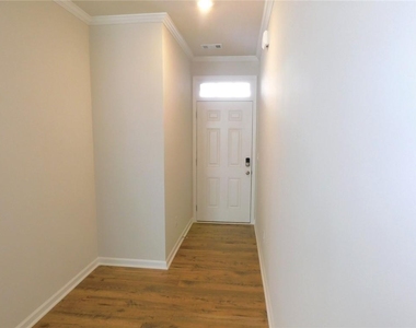 2514 Acacia Walk - Photo Thumbnail 1