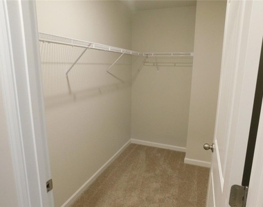 2514 Acacia Walk - Photo Thumbnail 16