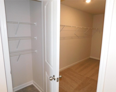 2514 Acacia Walk - Photo Thumbnail 20