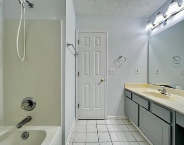 327 Lee Miller Drive - Photo Thumbnail 14