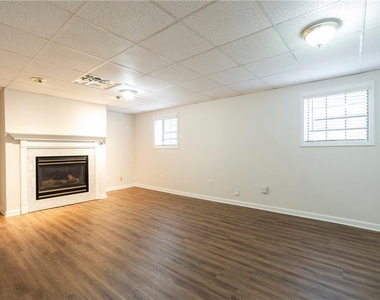2423 Falcon Court - Photo Thumbnail 19