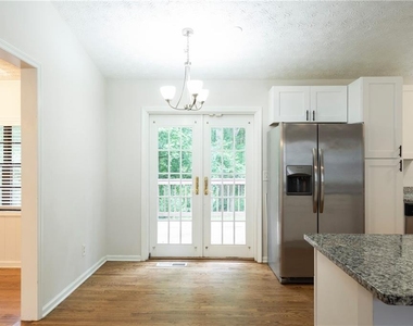 2423 Falcon Court - Photo Thumbnail 7