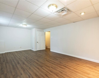 2423 Falcon Court - Photo Thumbnail 20