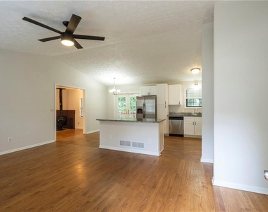 2423 Falcon Court - Photo Thumbnail 1