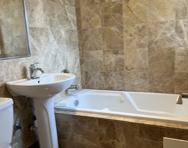 4159 W Fullerton Avenue - Photo Thumbnail 9