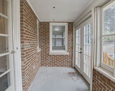 219 Spring Avenue - Photo Thumbnail 34