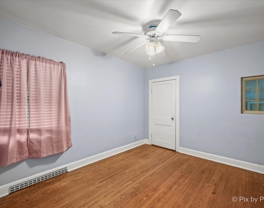 645 Slade Avenue - Photo Thumbnail 13