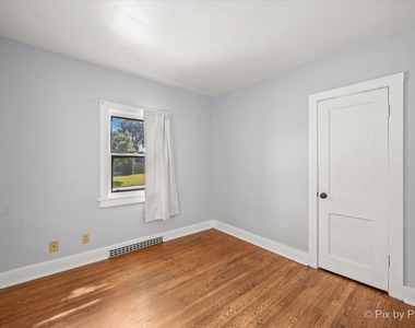 645 Slade Avenue - Photo Thumbnail 10