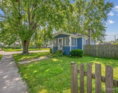 645 Slade Avenue - Photo Thumbnail 4