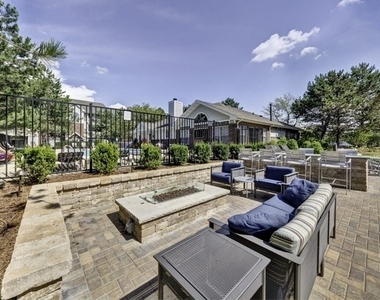 61 Kensington Circle - Photo Thumbnail 31