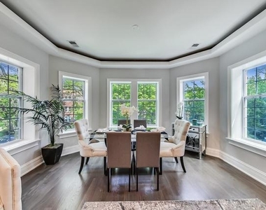 5050 N Ridgeway Avenue - Photo Thumbnail 3
