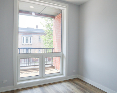 2402 W Carmen Avenue - Photo Thumbnail 7