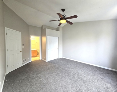 652 S Rosehall Lane - Photo Thumbnail 8