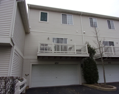 652 S Rosehall Lane - Photo Thumbnail 18