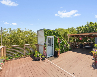 712 S Western Avenue - Photo Thumbnail 7