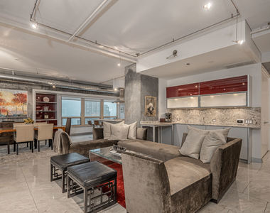 800 N Michigan Avenue - Photo Thumbnail 6