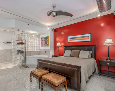 800 N Michigan Avenue - Photo Thumbnail 17