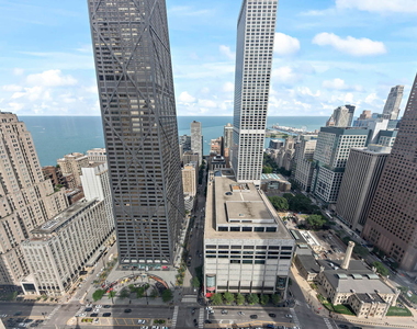 111 E Chestnut Street - Photo Thumbnail 3