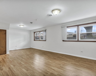 9230 N Callero Drive - Photo Thumbnail 11