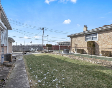 9230 N Callero Drive - Photo Thumbnail 16