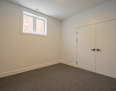 2042 W Washington Boulevard - Photo Thumbnail 23