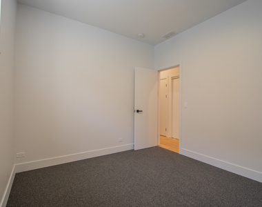 2042 W Washington Boulevard - Photo Thumbnail 26
