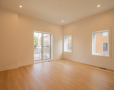 2042 W Washington Boulevard - Photo Thumbnail 13