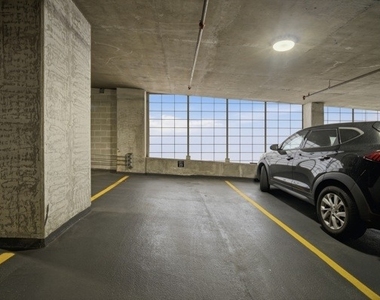 757 N Orleans Street - Photo Thumbnail 21